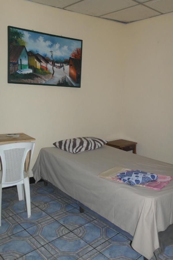 Hostal Nicaragua Guest House Манагуа Экстерьер фото