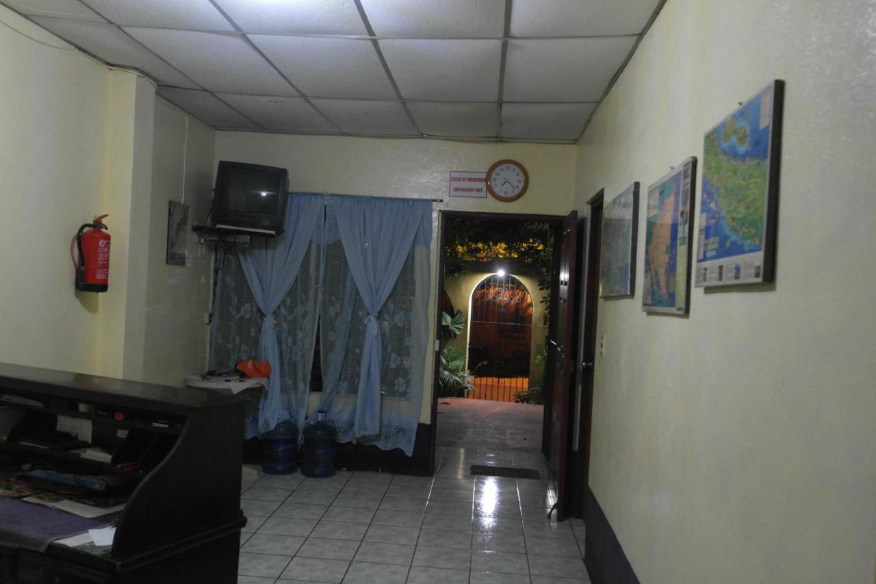 Hostal Nicaragua Guest House Манагуа Экстерьер фото